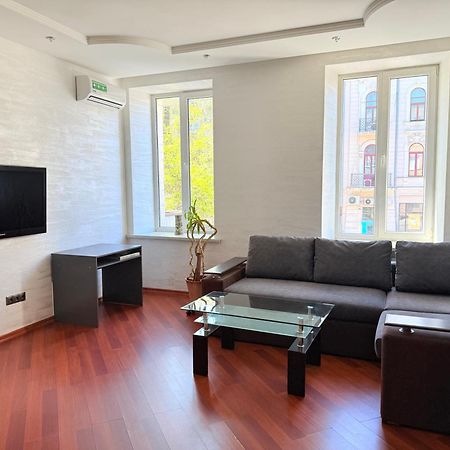 светлая квартира Apartment Одеса Екстериор снимка