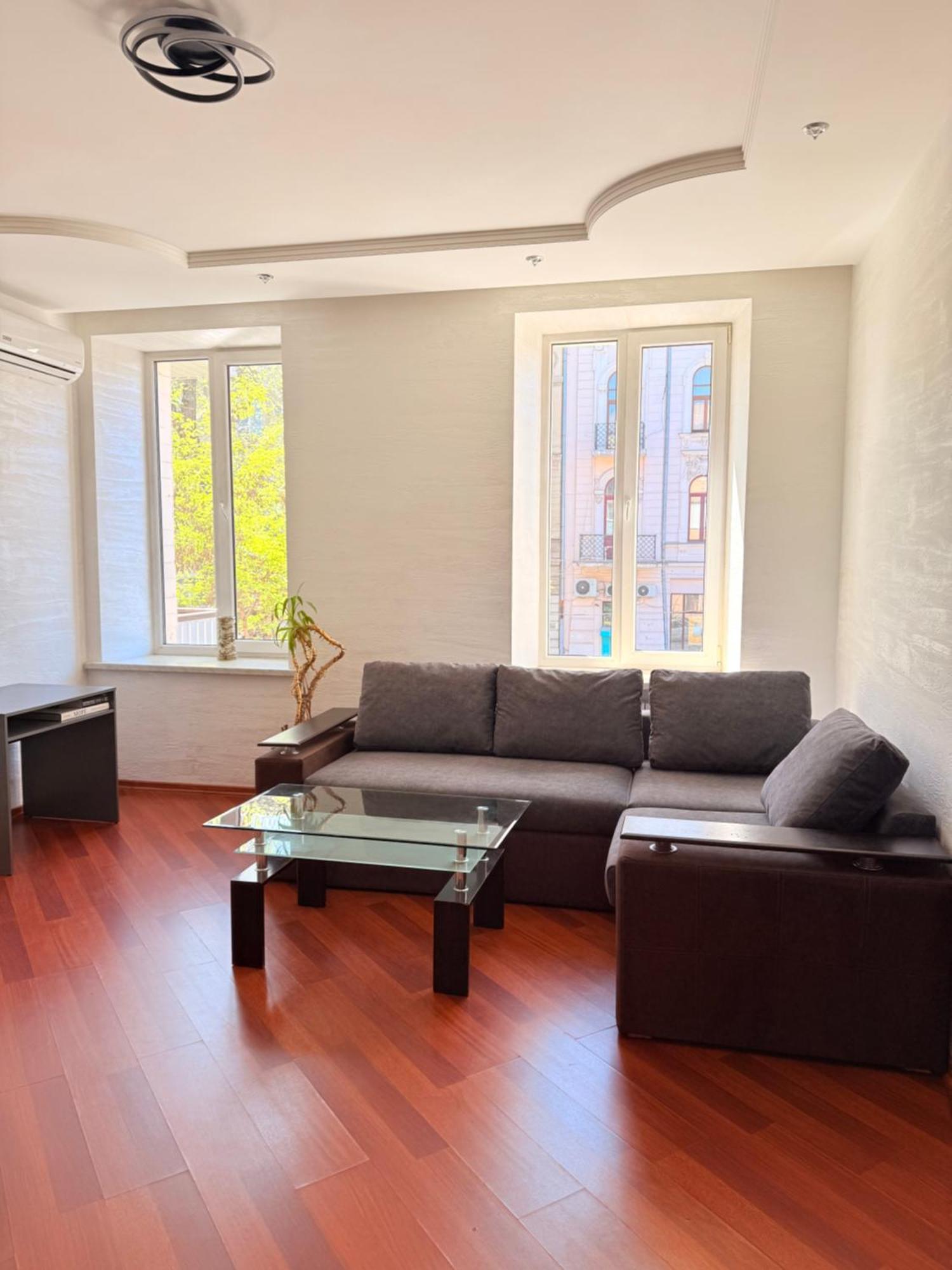 светлая квартира Apartment Одеса Екстериор снимка