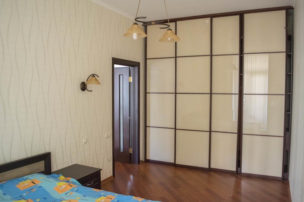 светлая квартира Apartment Одеса Екстериор снимка