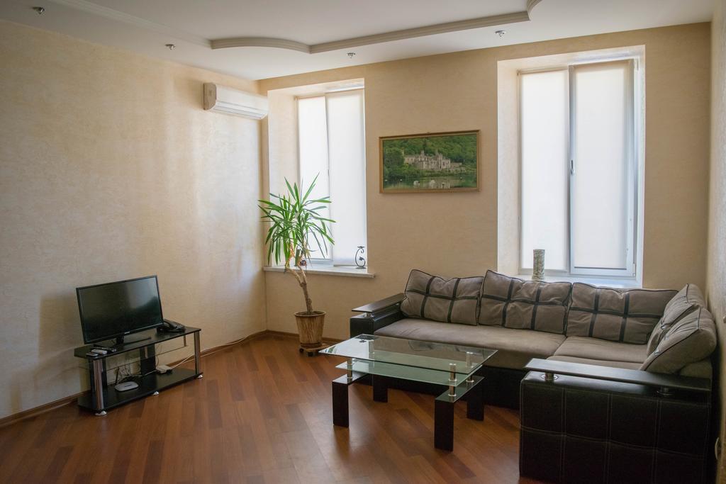 светлая квартира Apartment Одеса Екстериор снимка